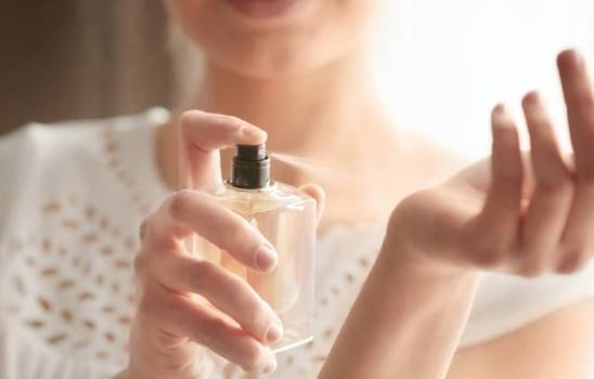Cara Merawat Tubuh Agar Suami Betah Di Rumah Menggunakan Parfum
