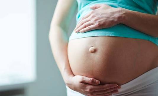Macam-Macam Bentuk Perut Ibu hamil Saat Usia Kandungan Masih Muda Melebar