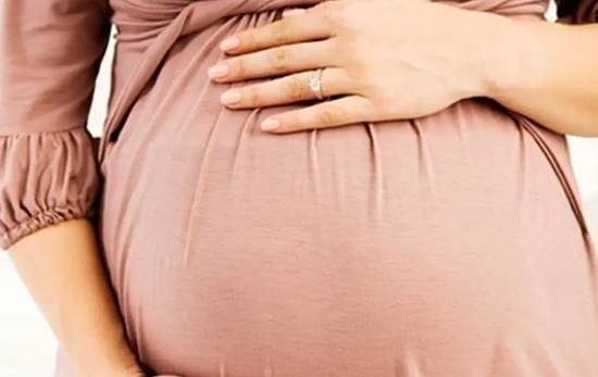 Macam-Macam Bentuk Perut Ibu hamil Saat Usia Kandungan Masih Muda