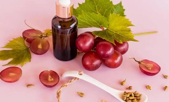 Cara Menghilangkan Bekas Jerawat Hitam Di Pipi Minyak Biji Anggur
