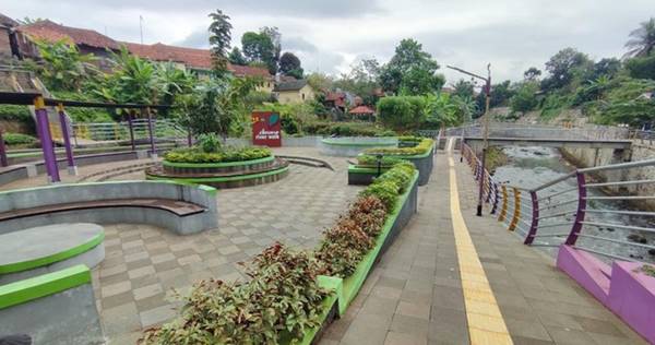 Tempat Wisata Di Ciamis Wisata Alam Sungai Cileueur