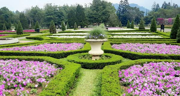 Tempat Wisata Di Cianjur Taman Bunga Nusantara