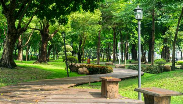 Tempat Wisata Di Tangerang Taman Kota BSD