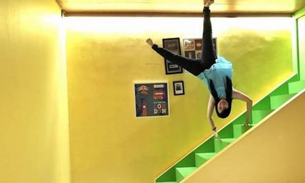 Tempat Wisata Di Tangerang Upside Down World Alam Sutera