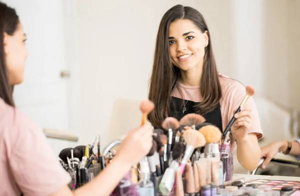 Apa Itu Beauty Advisor