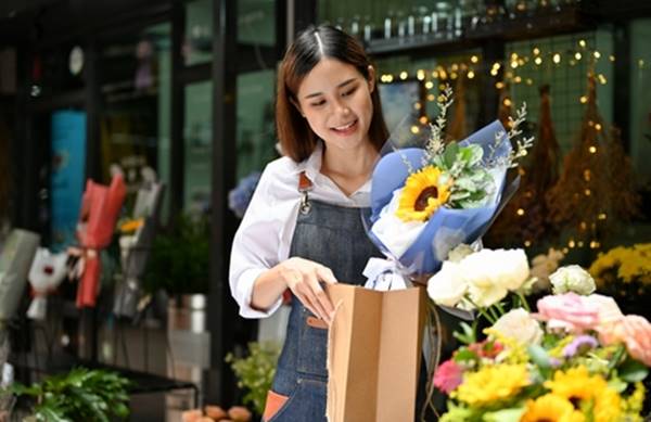 Apa Itu Florist Definisi, Tugas, Tanggung Jawab, Skill, Dan Info Gaji