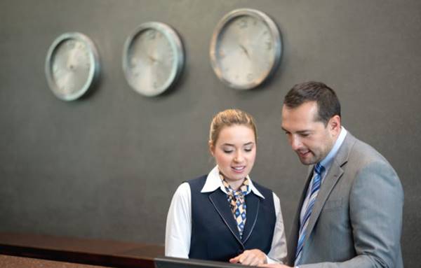 Apa Itu Guest Relation Officer