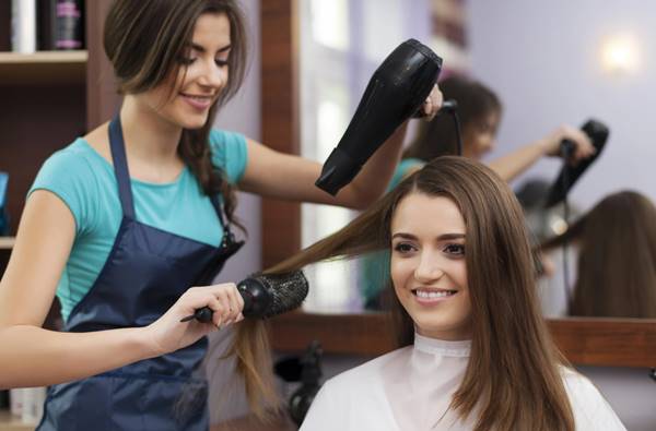 Apa Itu Hairdresser Definisi, Tugas, Tanggung Jawab, Skill, Dan Info Gaji