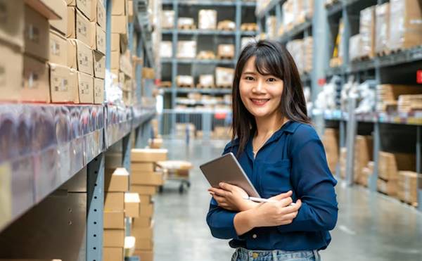 Apa Itu Helper Definisi, Tugas, Tanggung Jawab, Skill, Dan Info Gaji