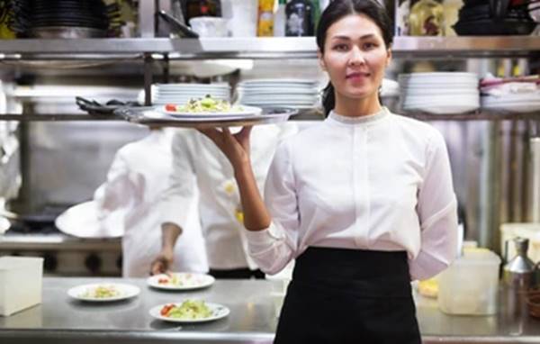 Apa Itu Kitchen Steward