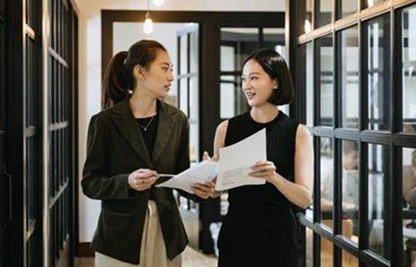 Apa Itu Sales Promotion Girl (SPG)