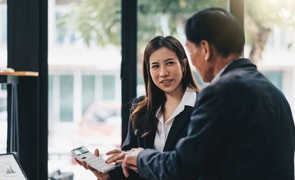 Apa Itu Sales Representative