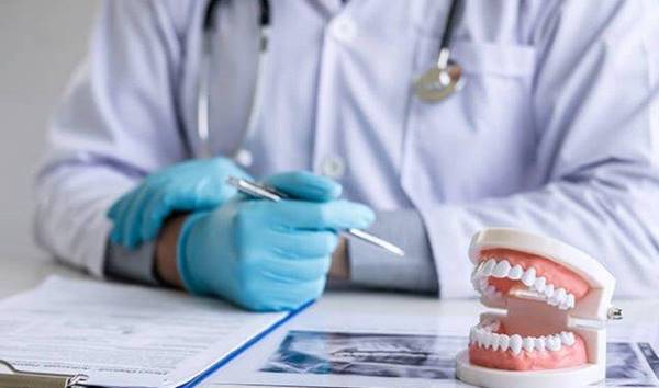 Jalur Pendidikan Untuk Menjadi Dokter Gigi