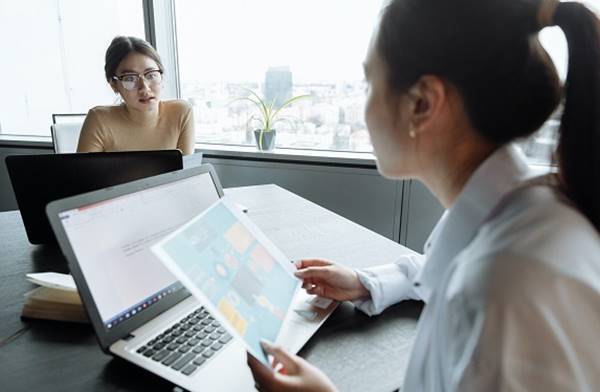 Kualifikasi Pendidikan Dan Sertifikasi Seorang Purchasing Staff
