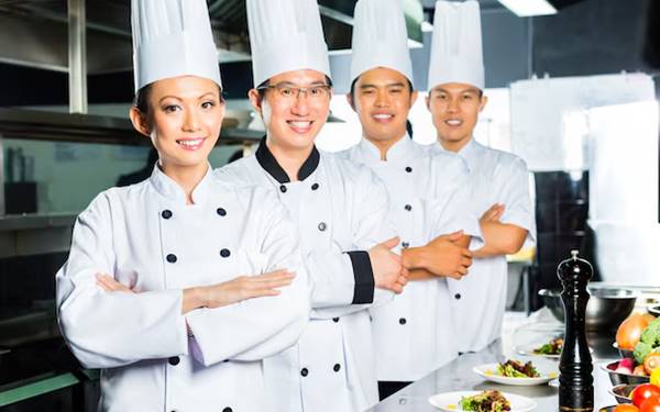 Peluang Jenjang Karier Cook Helper