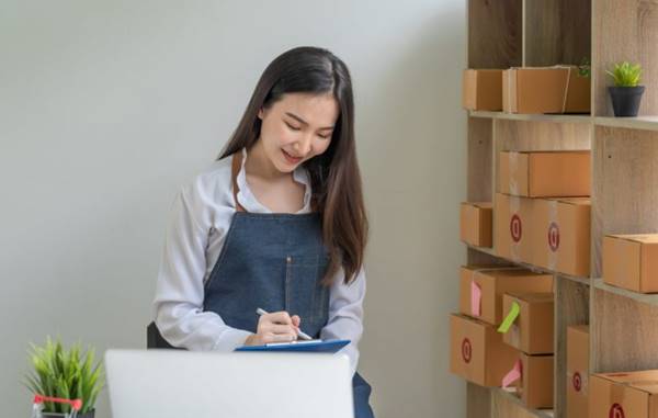 Perbedaan Dengan Jenis Sales Lainnya