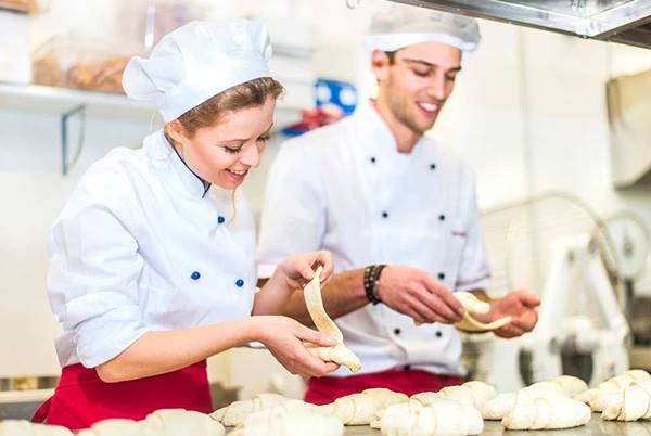 Perbedaan Pastry Chef Dan Baker