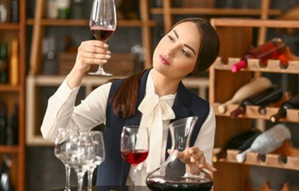 Skill Keterampilan Yang Diperlukan Seorang Sommelier