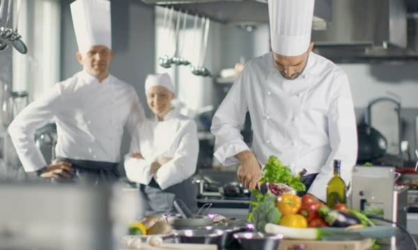Skill Keterampilan Yang Harus Dimiliki Commis Chef