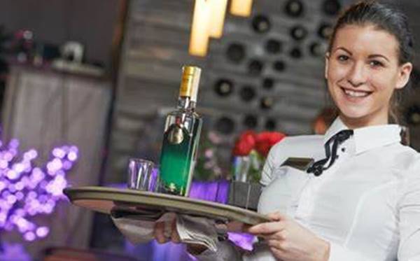 Tips Menjadi Sommelier Yang Profesional