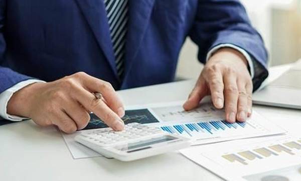 Tips Sukses Menjadi Finance Staff