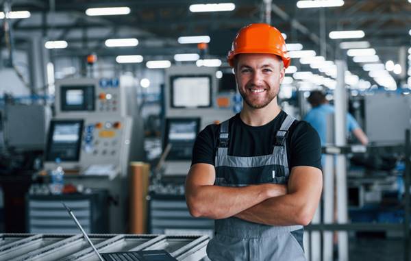 Tips Sukses Menjadi Helper Produksi