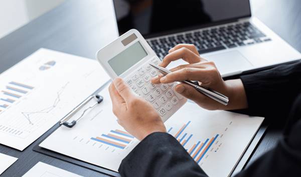 Tips Sukses Menjadi Payroll Staff Profesional