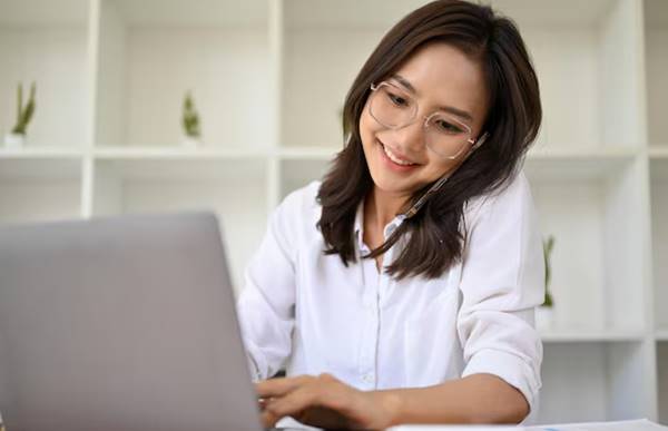 Tugas Dan Tanggung Jawab Admin Online