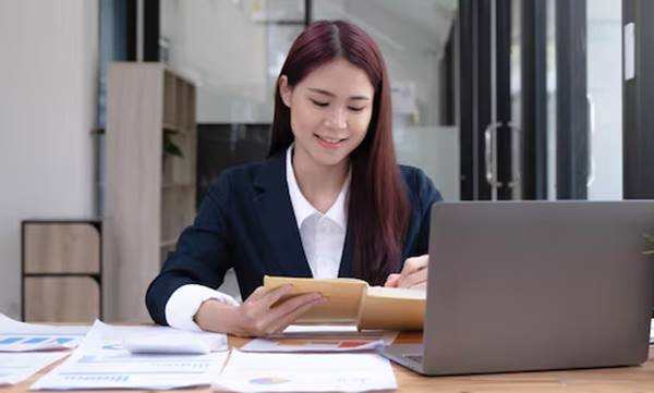 Tugas Dan Tanggung Jawab Admin Support