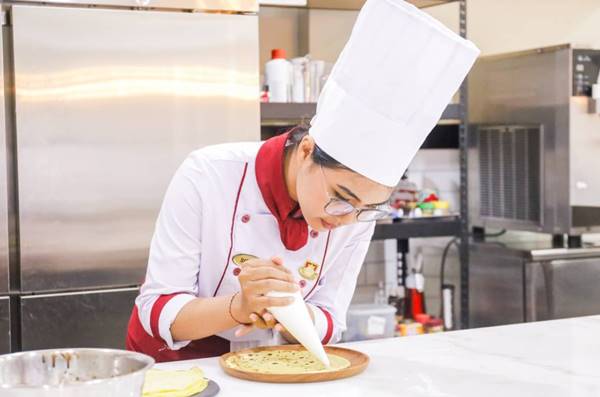 Tugas Dan Tanggung Jawab Pastry Chef