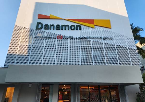 Jaringan Dan Operasional PT Bank Danamon Indonesia Tbk